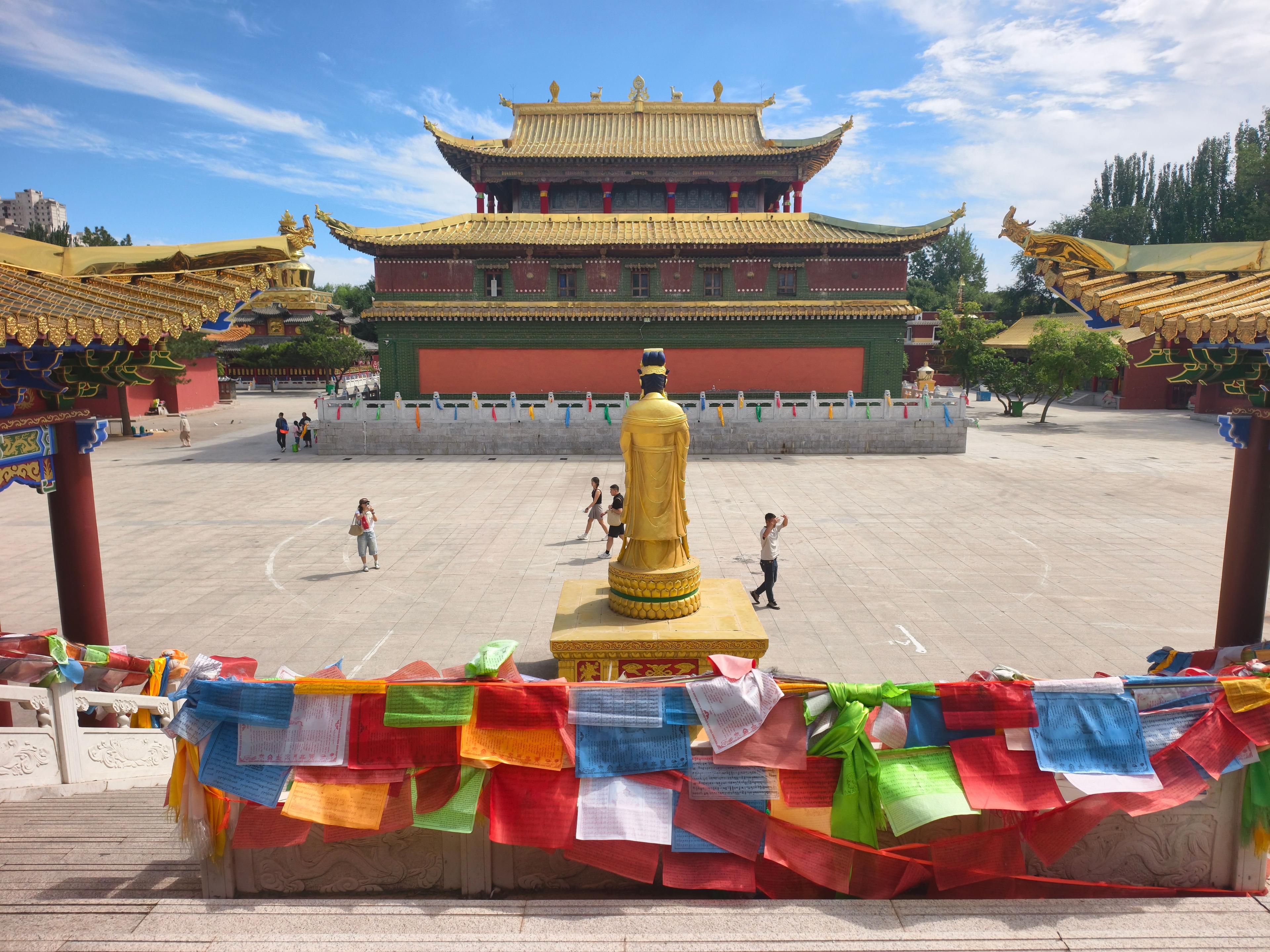 Hohhot Travel Guide: Grassland Capital