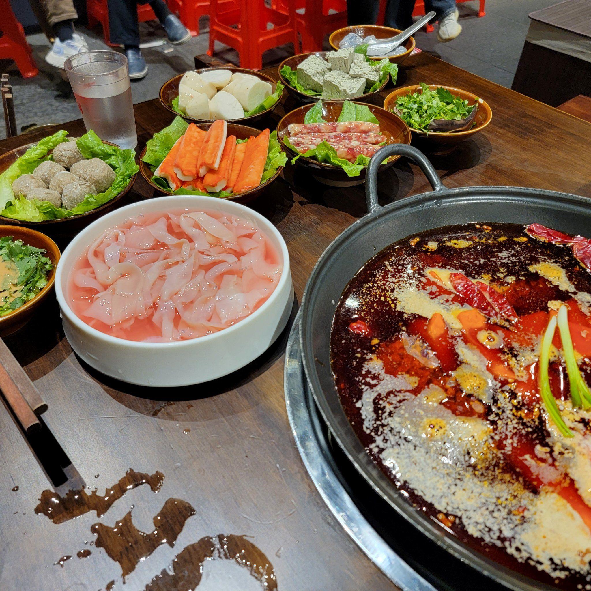 Chengdu Hot Pot: How to Eat It Without Fear