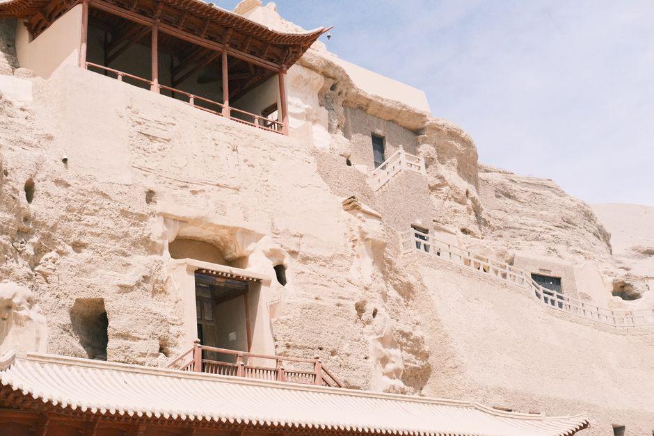 Mogao Caves (莫高窟)