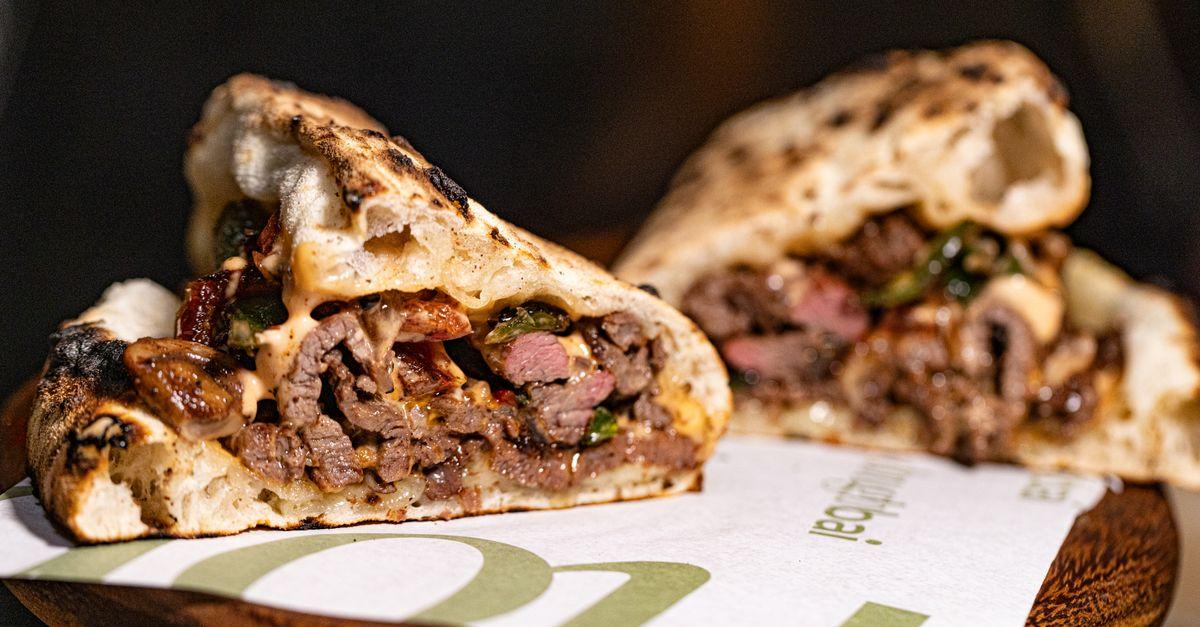 Donkey Meat Sandwich (驴肉火烧)