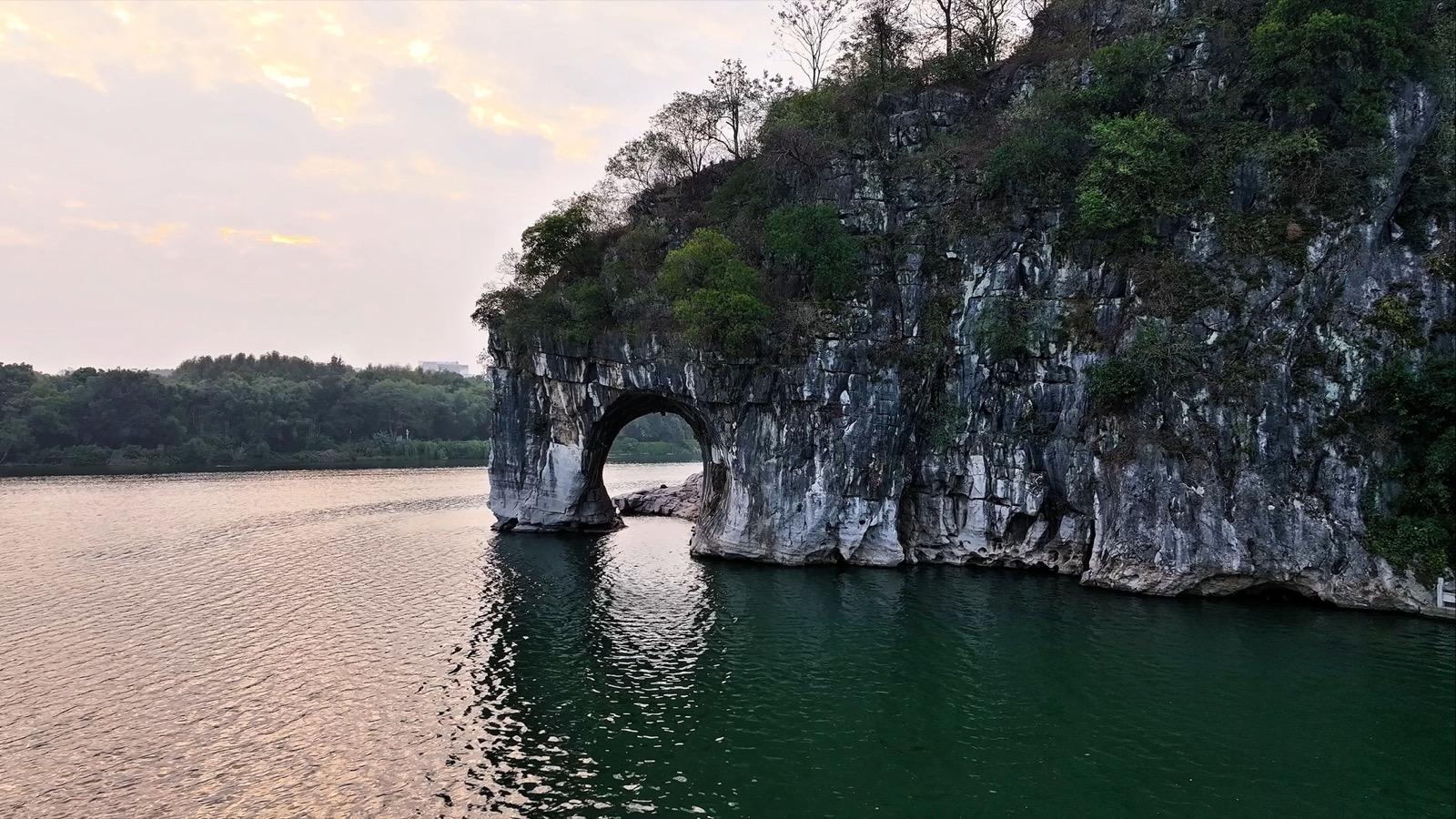 Elephant Trunk Hill: Guilin's Postcard Landmark