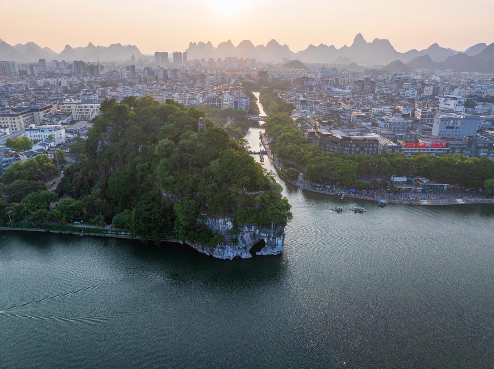 Guilin: Karst Peaks, the Li River & Yangshuo