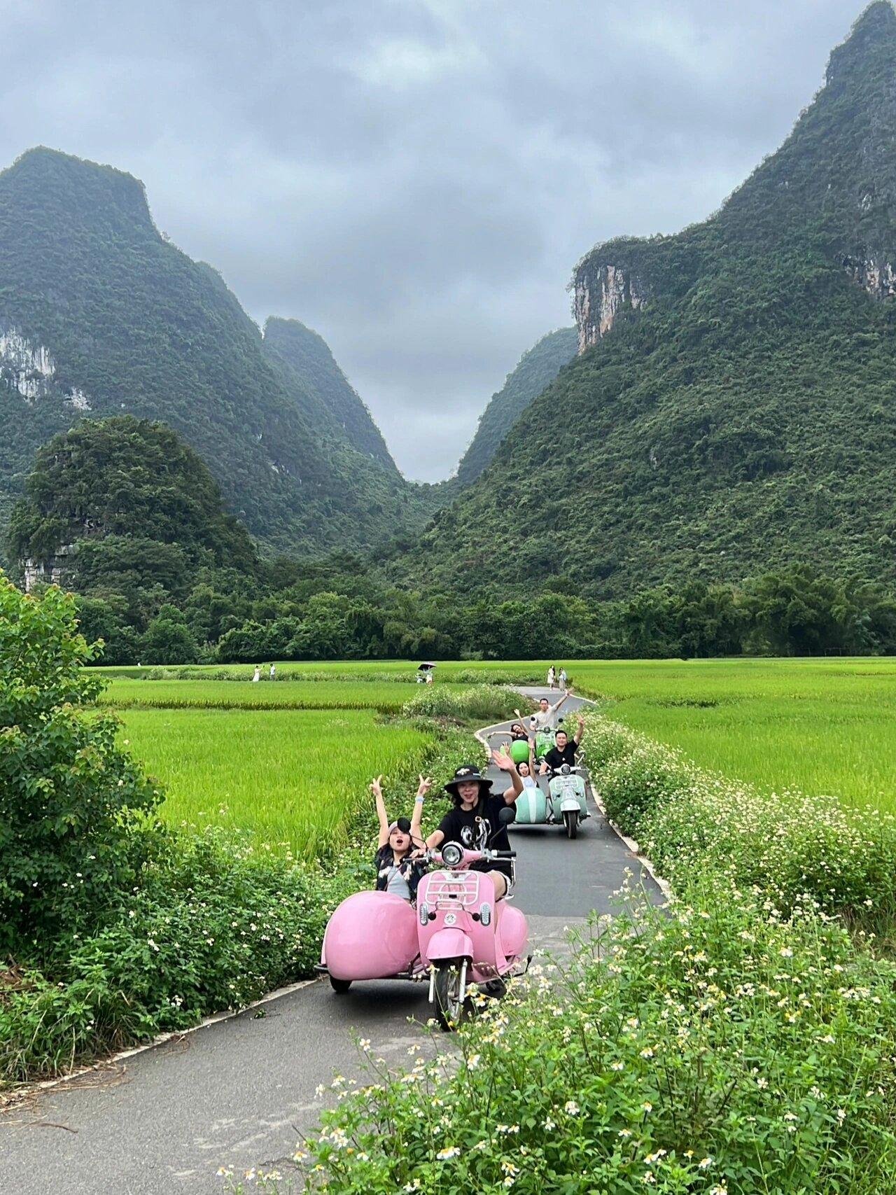 Yangshuo Countryside Cycling (阳朔田园骑行)