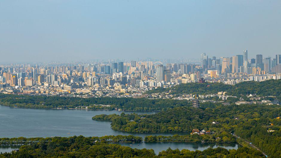 Hangzhou Travel Guide: West Lake & Ancient Tea Villages