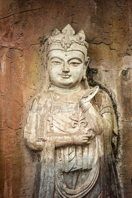 Thousand Buddha Mountain (千佛山)