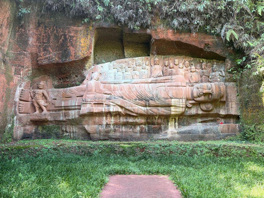 Leshan Travel Guide: Home of the Giant Buddha