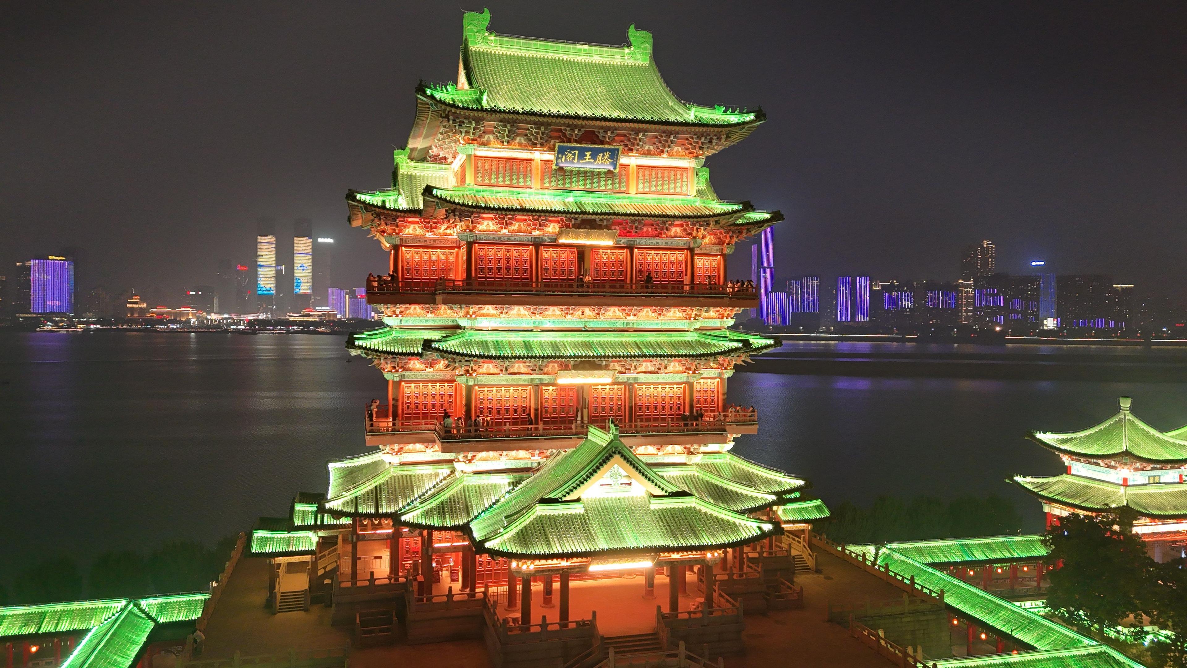 Tengwang Pavilion (滕王阁)