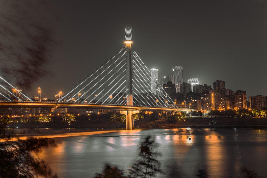 Yongjiang River Night Cruise (邕江夜游)