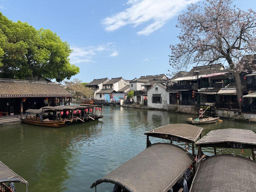 Zhouzhuang Water Town (周庄)