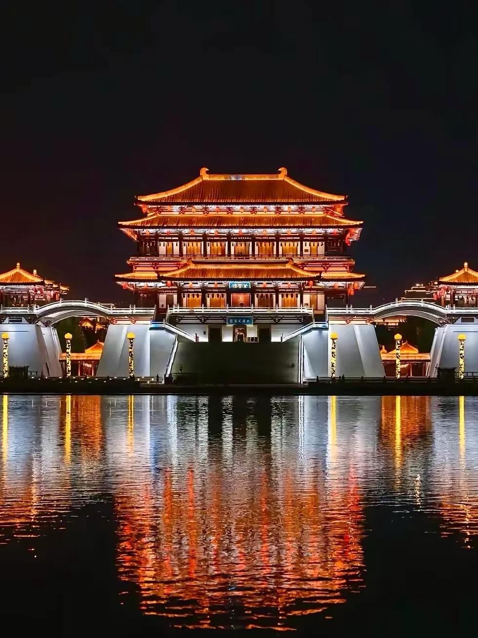 Tang Paradise: Xi'an's Illuminated Tang Dynasty Park