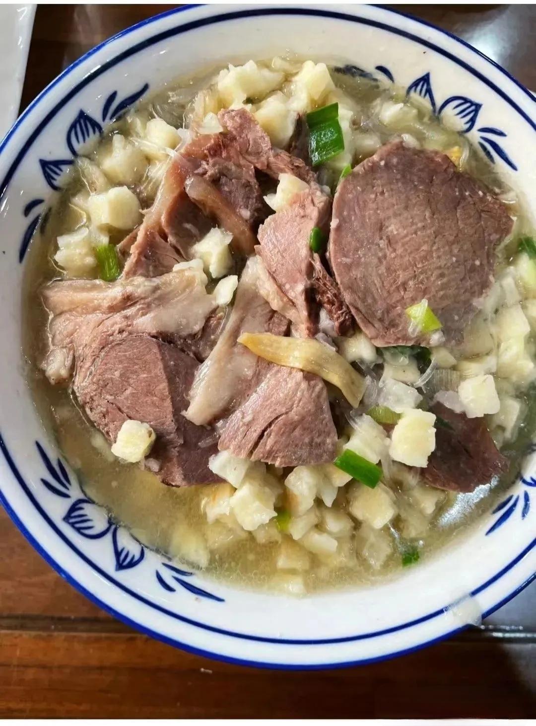 Yangrou Paomo: Tearing Bread for Xi'an's Soul Food