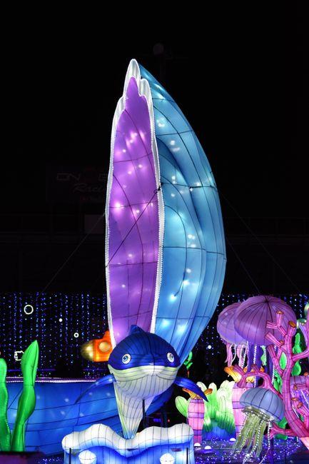 Chimelong Ocean Kingdom (长隆海洋王国)