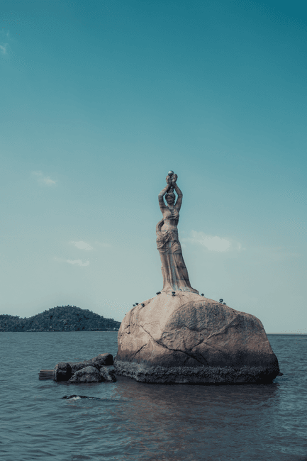 Zhuhai Fisher Girl (珠海渔女)