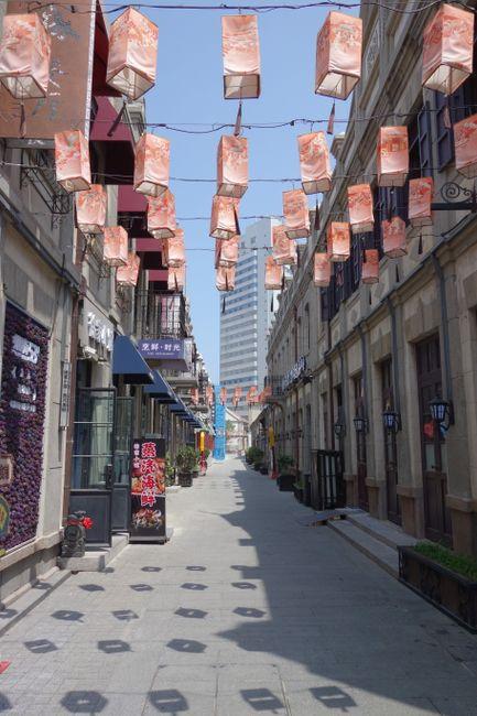 Zigong Travel Guide: Salt Capital & Lantern Festival City
